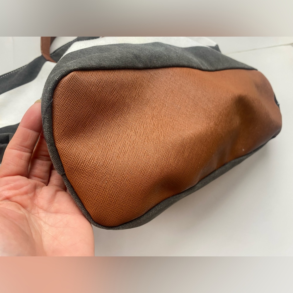 Free worh purchase - Roots canvas tote bag - Picture 5 of 9